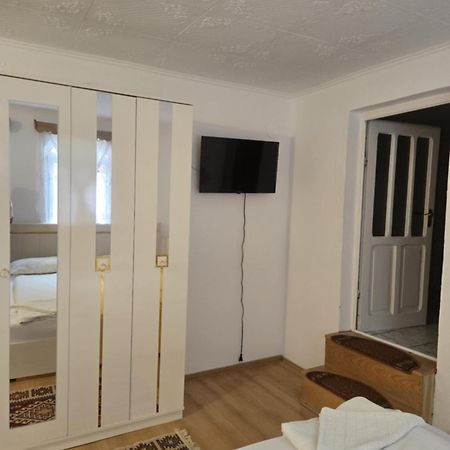 Rozsa Panzio Bed & Breakfast ริเมแท ภายนอก รูปภาพ