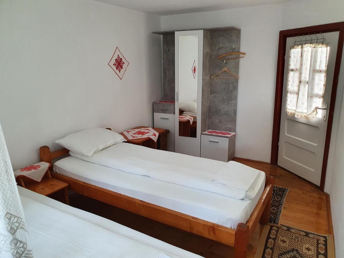 Rozsa Panzio Bed & Breakfast ริเมแท ภายนอก รูปภาพ