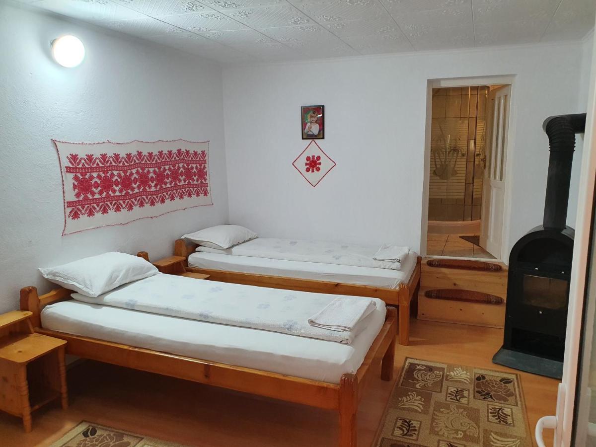 Rozsa Panzio Bed & Breakfast ริเมแท ภายนอก รูปภาพ